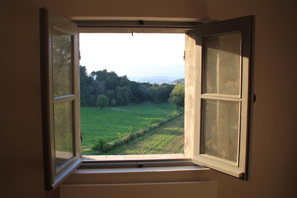 Domaine Les Perpetus Villa La Tour-d'Aigues Room photo